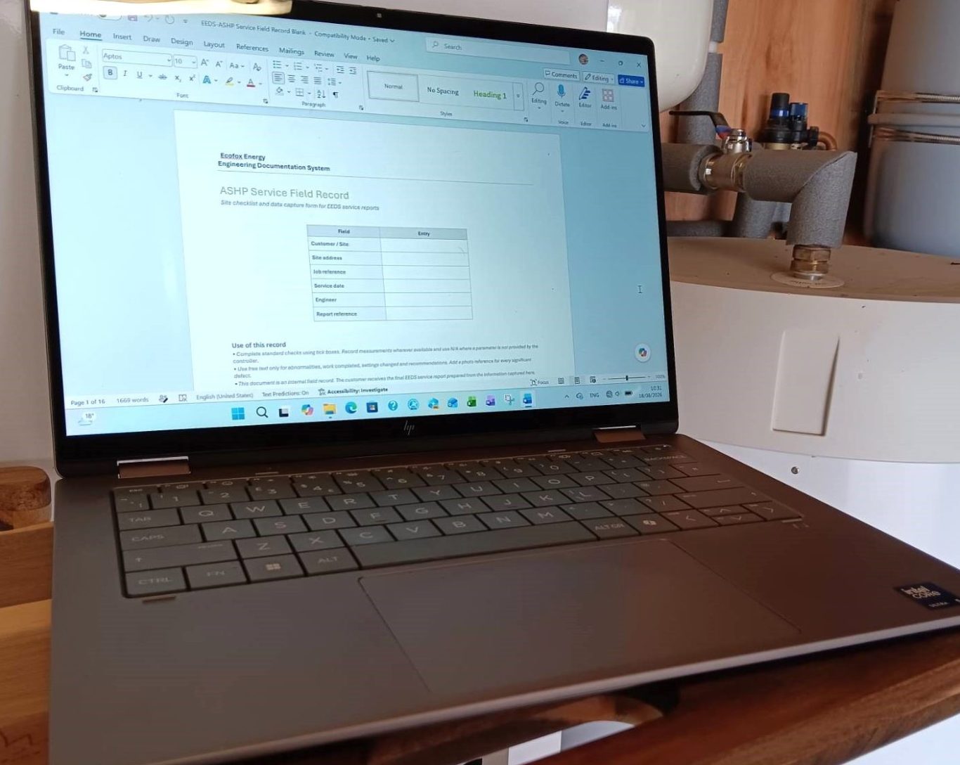 Heat pump diagnostic testing and technical reporting using the Ecofox EEDS system